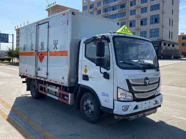 楚勝牌CSC5045XRYB6型易燃液體廂式運輸車